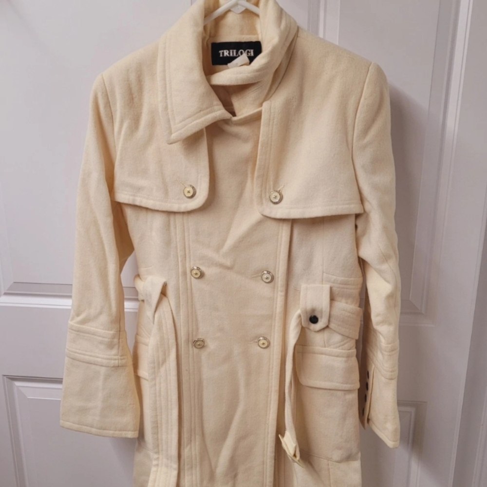 Trilogi Coat Women's Size: Medium Wool Blend